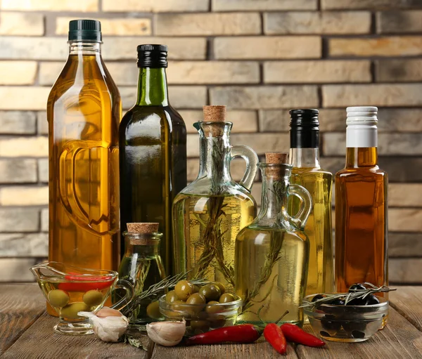 Diferentes tipos de aceite de cocina, primer plano — Foto de Stock