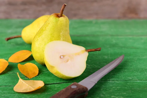 Rijp smakelijke peren — Stockfoto