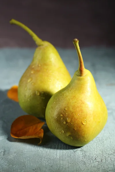 Rijp smakelijke peren — Stockfoto