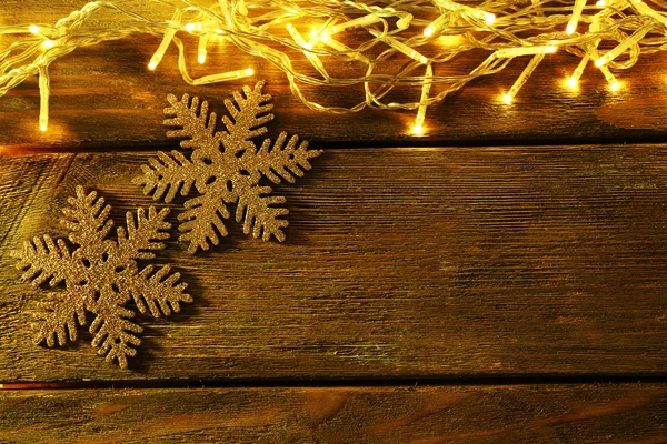 Christmas Garland and snowflakes — Stock Photo, Image