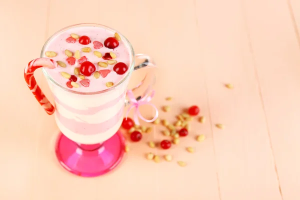 Cranberry milk dessert — Stock Photo, Image