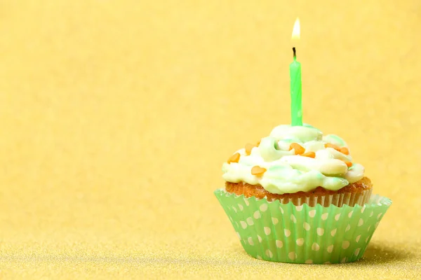 Heerlijke verjaardag cupcake — Stockfoto