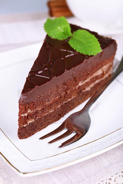 Pedaço de bolo de chocolate — Fotografia de Stock