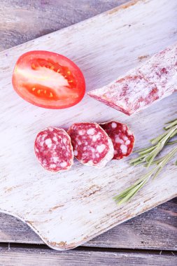 Domates ile Fransız salam