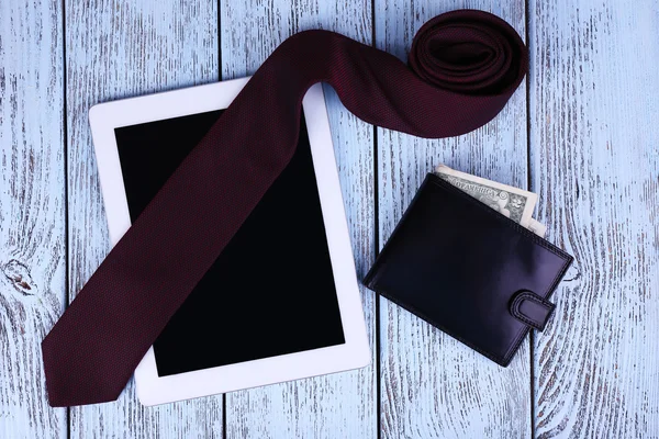 Tablet, wallet with money — Stock Photo, Image