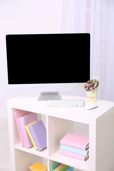 Computer at home close up — Stock Photo, Image