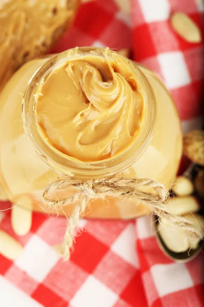 Manteiga de amendoim fresca — Fotografia de Stock