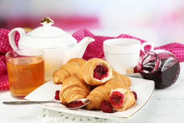 Breakfast with tea, apple juice — Stock Photo, Image