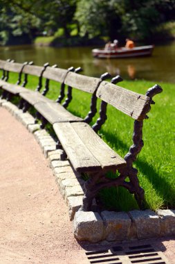 Park ahşap banklar