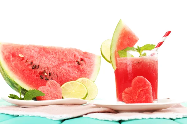 Wassermelonen-Cocktail auf dem Tisch, Nahaufnahme — Stockfoto
