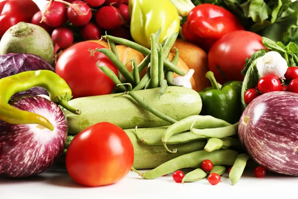 Fresh organic vegetables, close up — Stock Photo, Image