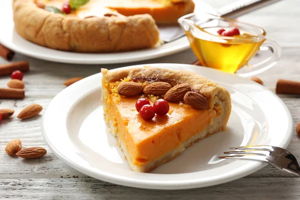 Homemade pumpkin pie — Stock Photo, Image