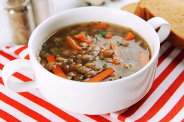 lezzetli mercimek çorbası