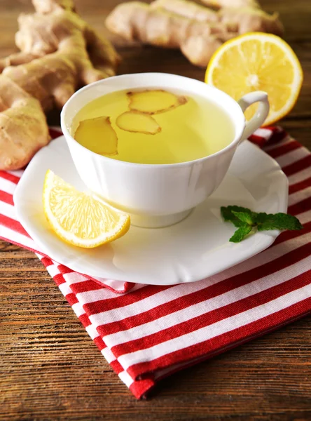 Zázvorový čaj s citronem — Stock fotografie