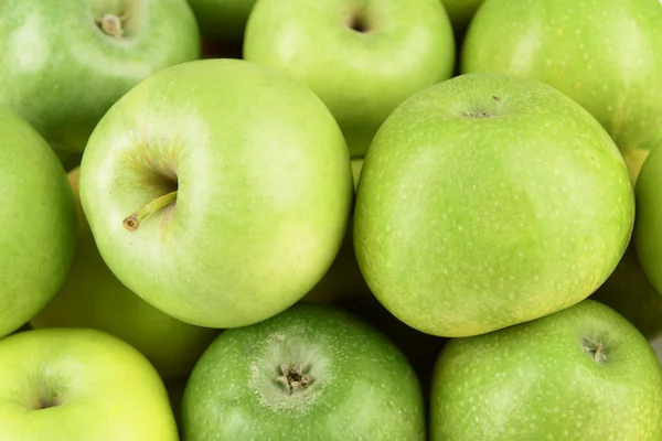 Maçãs verdes maduras — Fotografia de Stock