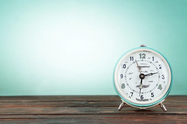 Old alarm clock — Stock Photo, Image