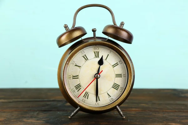 Old alarm clock — Stock Photo, Image