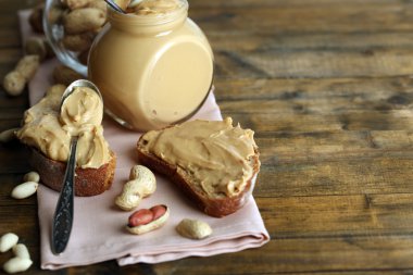 Lezzetli sandviçler ve kavanoz