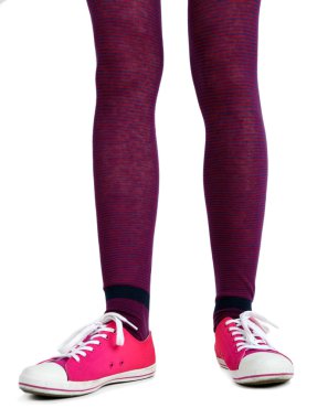 Renkli çorap ve ayakkabı kadın bacakları