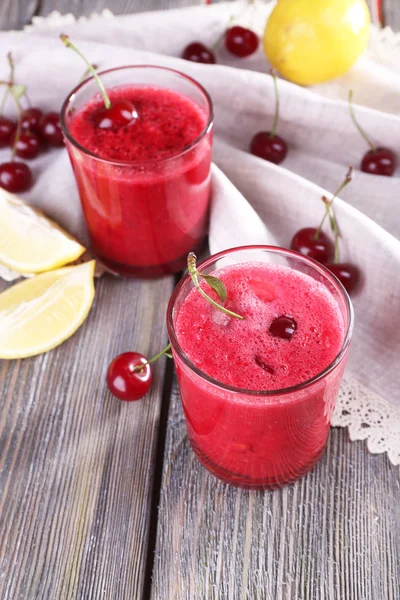 Cóctel fresco de cereza fría — Foto de Stock