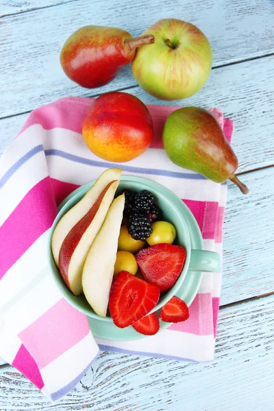 Tasty fruit salad — Stock Photo, Image