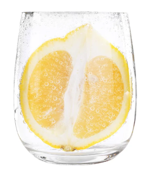 Limone in vetro d'acqua — Foto Stock