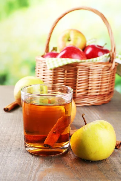 Apple cider in glass — Stock Photo, Image