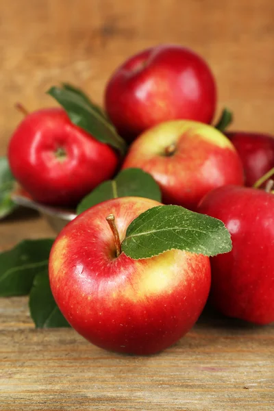 Ripe apples — Stock Photo, Image