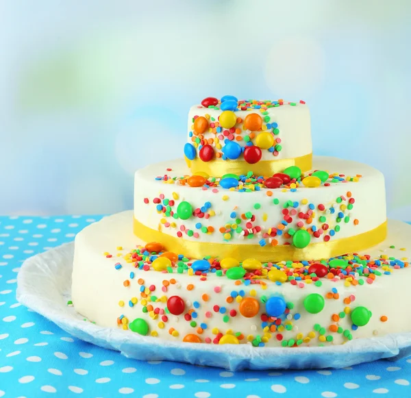 Beautiful tasty birthday cake — Stock Photo, Image