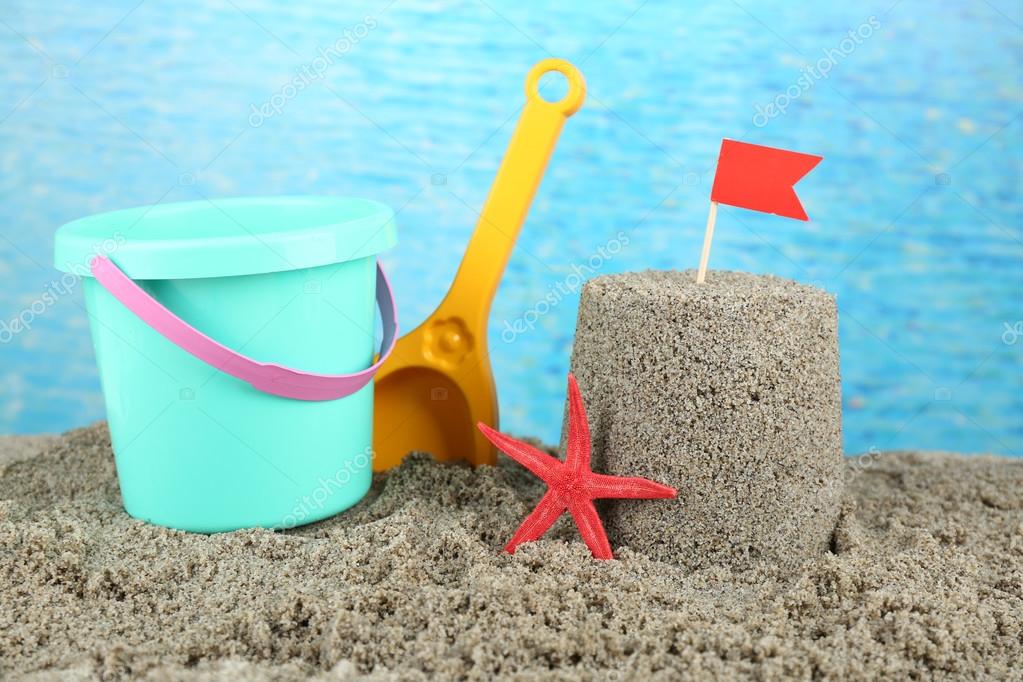 beach bucket and spade