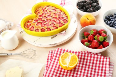 Pişirme lezzetli pasta ve malzemeler