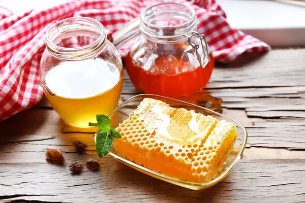 Свіжий мед — стокове фото