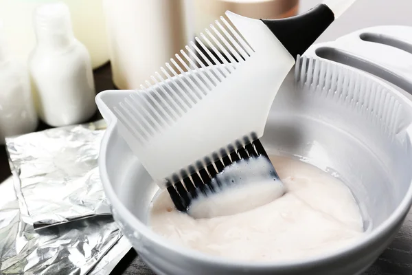 Hairdresser accessories for coloring hair, close-up — Stock Photo, Image