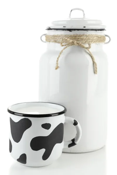 Retro lata para leite e caneca de leite, isolado em branco — Fotografia de Stock