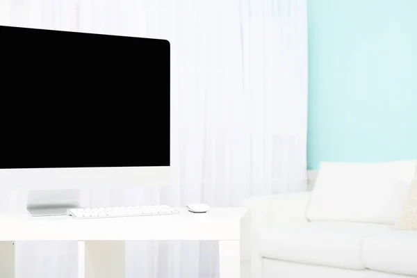 Computer at home close up — Stock Photo, Image