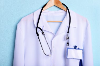 Doktor stetoskop ile kat