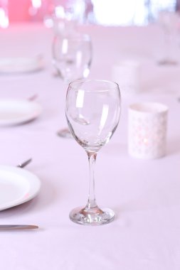 Restoranda masa ayarları