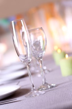 Restoranda masa ayarları