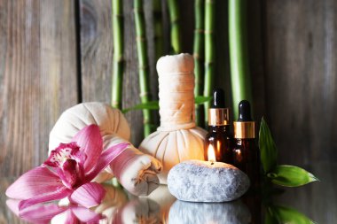 Spa ayna yüzeyinde ayarla