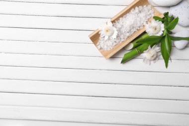 ahşap zemin üzerinde Spa ayarı