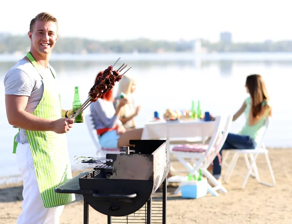 Riends having barbecue party — Stock Photo, Image