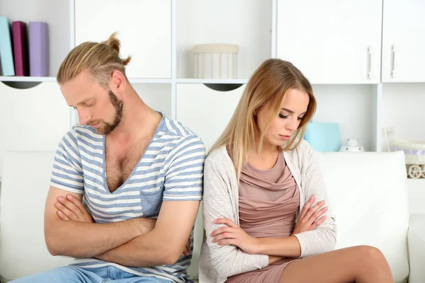 Young couple in quarrel at home — Stock Photo, Image