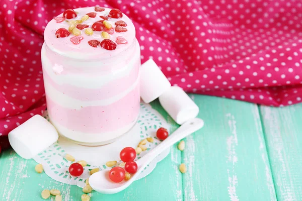Hindbærmælk dessert - Stock-foto