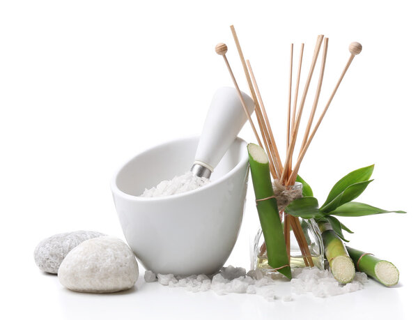 Курортная обстановка изолирована на белом
