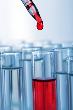 gri arka plan üzerinde test tüpleri