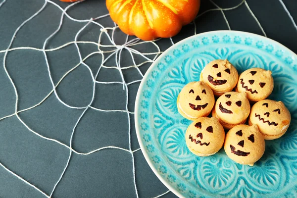 Lezzetli Cadılar Bayramı macaroons — Stok fotoğraf