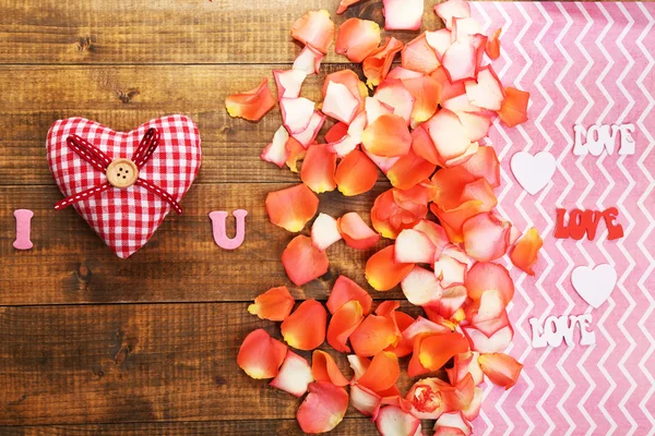 Mooie romantische achtergrond op de dag van Valentijnskaarten close-up — Stockfoto