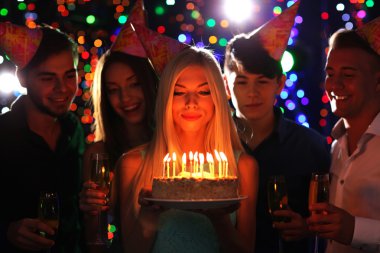 Doğum günü partisi Club