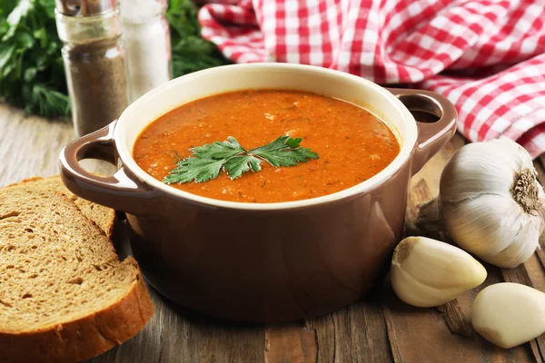 Delicious lentil cream-soup on table close-up — Stock Photo, Image