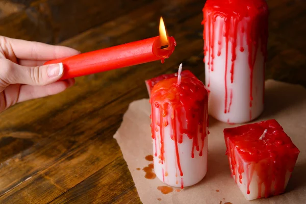 Decorating candles for Halloween party — Stock Photo, Image